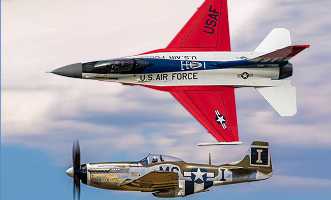 Hertitage Flight - F-16 and P-51D