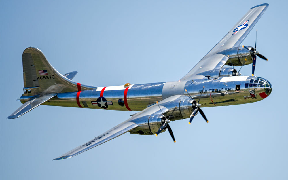 docflightexperiences B-29 "Doc" in flight - clear blue sky - no background